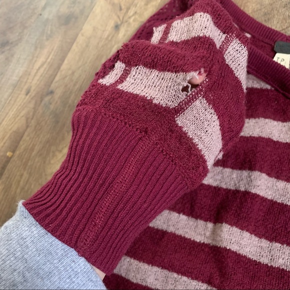 Free people oversized crochet inlay sleeves xs - Picture 2 of 6